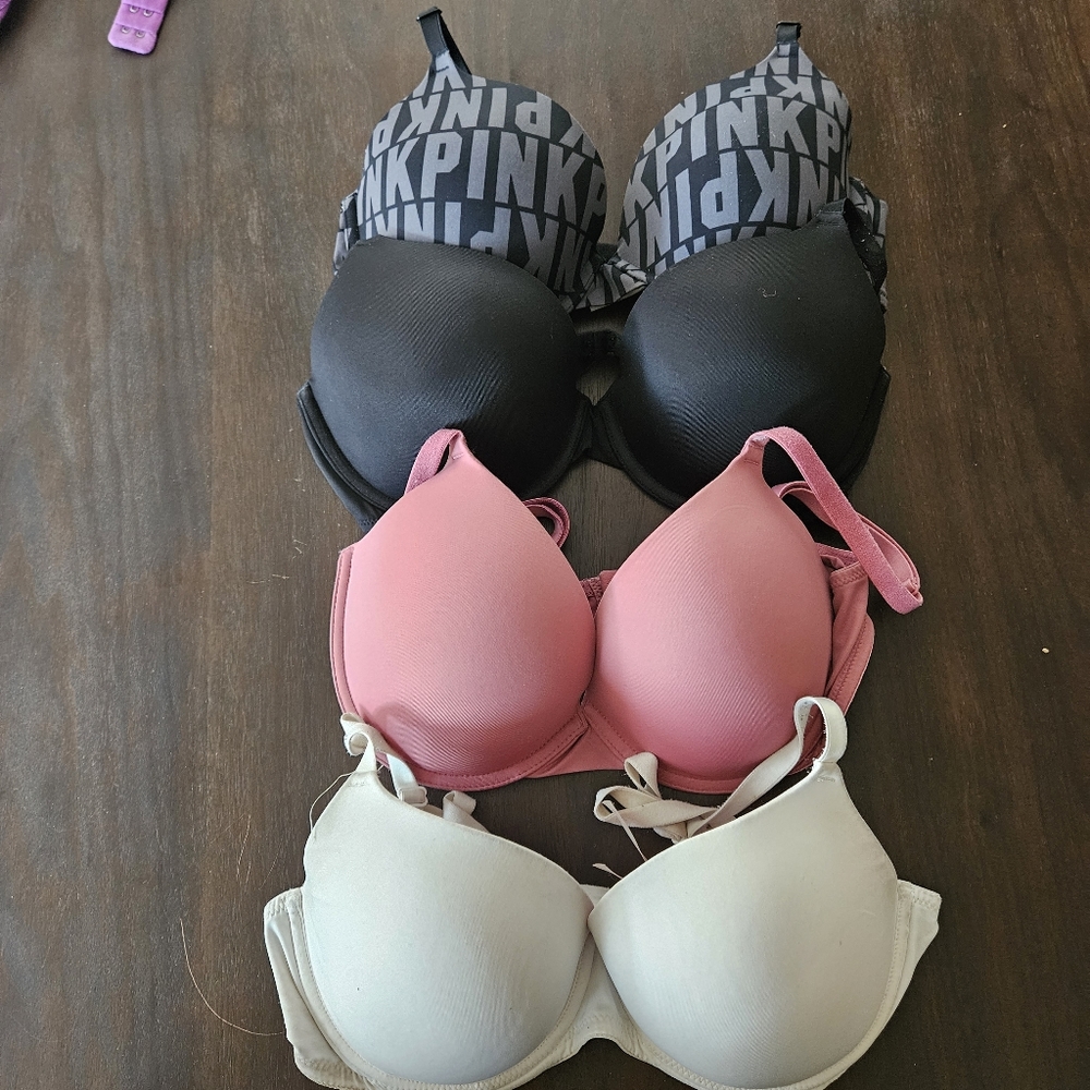 Victoria's secret 34 D bra wear everywhere